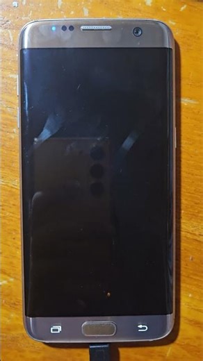 Samsung Galaxy s7 edge on custom One UI 2.5 battery empty on charging! #shorts