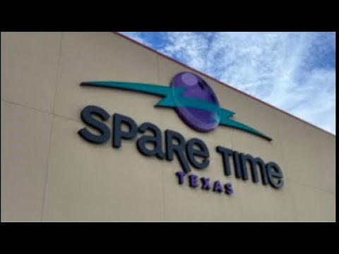Spare Time Bowling & Arcade FULL Tour! (Austin TX)