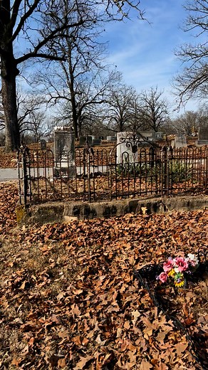 42K views · 535 reactions | A Crispy, Crunchy walk through the cemetery gate…Oak Forest Cemetery, Black Rock, Arkansas. | Morton Otwell Gourdneck | Facebook