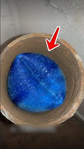 This Blue “Sock” Can Fix a Broken Pipe for 50 Years.