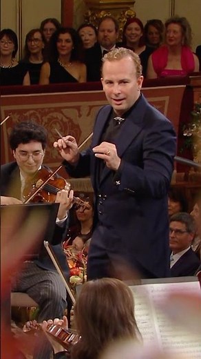 the quadrille of the beloved operetta by Strauss II ✨🎻 #shorts #classicalmusic #orchestra #strauss