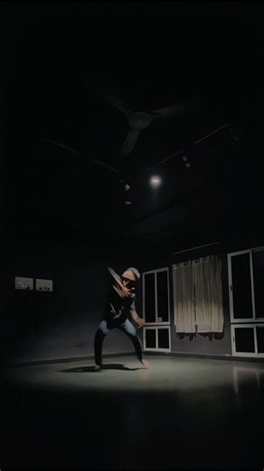 𝓫𝓵𝓪𝓬𝓴_𝓫𝓸𝔂 on Instagram: "🥺🥀🖤... . . . . #sadsongs #lovefailusongs #trendingreels #dance"