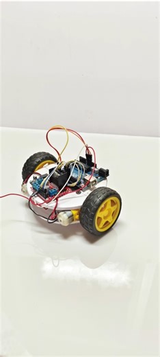 TV Remote Control Robot Car | Arduino DIY#arduino #arduinoproject #irsensor #car