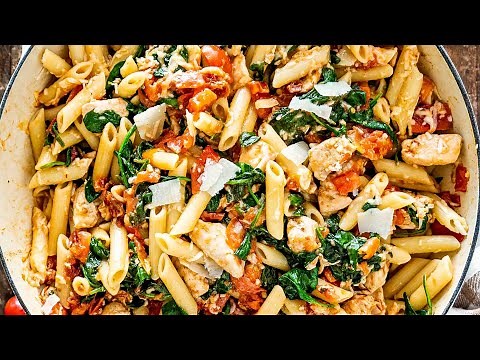 Tomato Spinach Chicken Pasta
