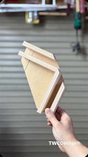 Takurou Seino on Instagram: "DIY Corner Clamp from Scrap Wood I gathered some scrap wood in my workshop and made a new corner clamp for my next project! This type of corner clamp can’t adjust for different material thicknesses, which is why I hadn’t made one before. But on the other hand, when you’re assembling pieces of the same thickness, it’s definitely one of the strongest corner clamps you can use 👍 I post shorts every day! Please like the video and subscribe to my channel 🙇 @takuwoodcraf