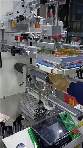 Servo cursor positioning curved surface screen printing machine#screenprintingmachine