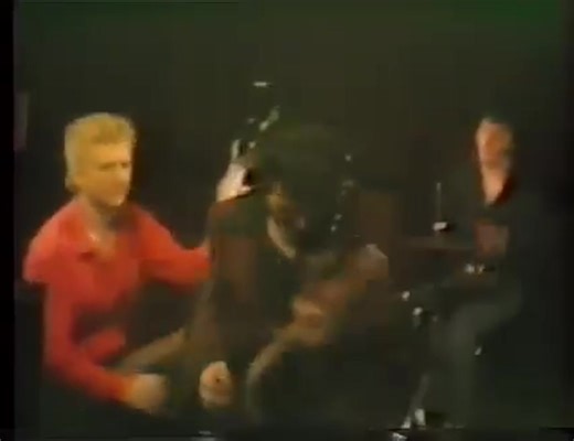 2.8K views · 195 reactions | SANDY FORD & THE FLYING SAUCERS - TEXAS CALL YOUR HOME - | Helmut Götz | Facebook