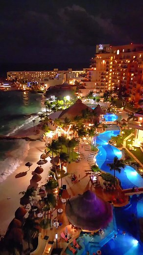 Luxury and Relaxation at Grand Fiesta Americana in Cancun