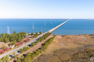 Living in the Carrollton Neighborhood of Carrollton, VA