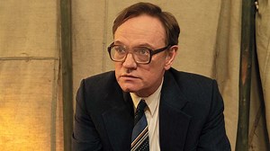 ‘Chernobyl’ Star Jared Harris On Emmy Nominations, Tourism at the Sight, Learning the Real Valery Legasov | In Studio