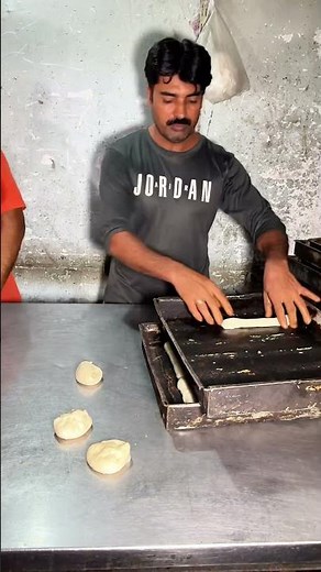 How to Make Perfect Burger Buns at Local Bakery | Soft & Fluffy Recipe