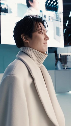 The BOSS Techtopia is open. Catch up on our FW23 Milan fashion show #BOSSMilanShow #BeYourOwnBOSS #MFW | BOSS