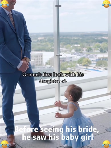 Emotional First Look: Groom Sees Baby Girl Before Bride