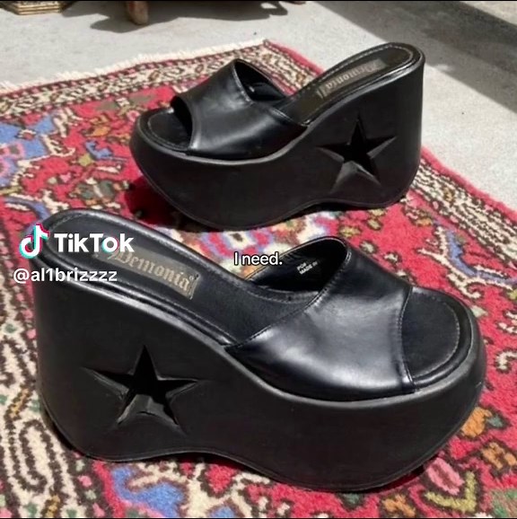 Модные платформенные сандалии на любой вкус