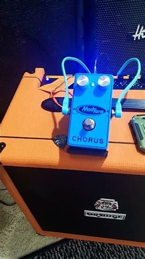 Learning to really love Chorus pedals.