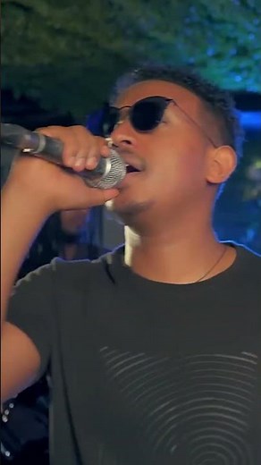 Ethiopian Music _ በእምባ ተለያየን _ Be Emba Teleyayen _ ልዑል ሲሳይ/