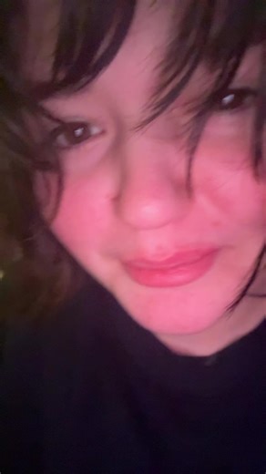 #helpp #shittyhotel #hotel #buzzing #helpme | hotel