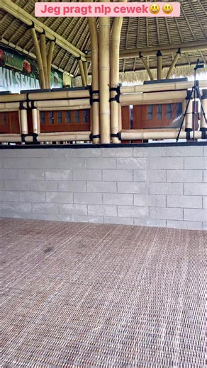 Pak Mangku Sekaan Bagus on Instagram: "Rahayu semetoon🙏🙏"