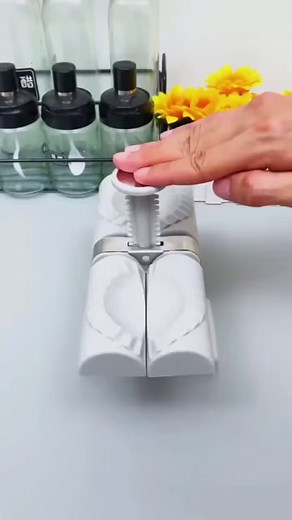 5300 DUMPLING MAKER MOLD,DOUBLE HEAD DUMPLING MOLD WRAP TWO AT A ONE TIME,HOUSEHOLD DUMPLING MAKER MOULD, EASY-TOOL FOR MAKING DUMPLINGS ,DUMPLING PRESS MOLD KITCHEN ACCESSORIES SKU 5300_dumpling_maker_mold Rs. 113.00 call on this number : 9624666631 visit our website : https://deodap.com/collections/all-hot-selling #DropShipping #DeoDap #DumplingMaker #DumplingMold #DoubleHeadDumplingMold #HouseholdDumplingMaker #EasyDumplingTool #DumplingPress #KitchenAccessories #HomemadeDumplings #CookingToo