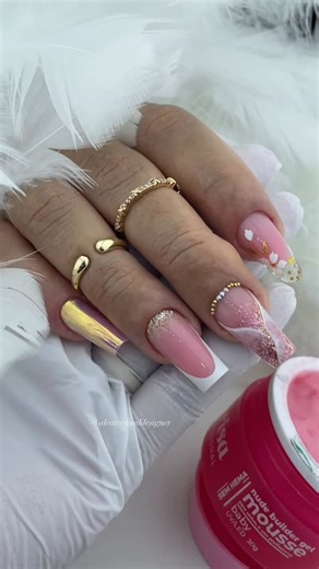 Alexssandra Aires | Demonstração do curso Dual Forms 🥰 Com o gel baby @use.risa | Instagram