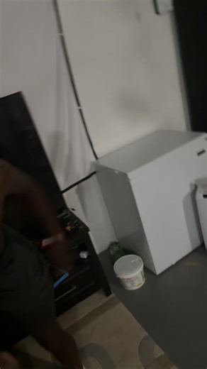 idk what strand of autism he has but just know it’s there #minion #pittsburgh #steelrs #imy