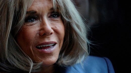 Vídeo. Por que razão ressurgem os falsos rumores de que Brigitte Macron é transgénero?