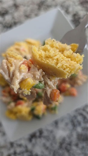 cornbread chicken pot pie using leftovers #cooking #fyp #limbdifference