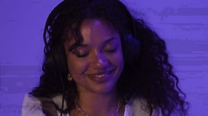 Arturia MiniLab 3 — 25 Key USB MIDI Keyboard Controller With 8 Multi-Color Drum Pads, 8 Knobs and Music Production Software Included