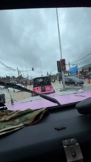 最近一直下雨天气不稳定，大家带好伞，安全最重要。👍🏻 | Dato Combat