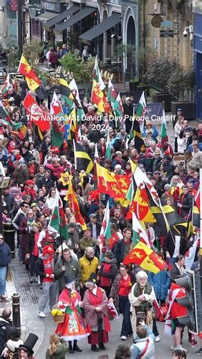 The National St David’s Day Parade made its way through the streets of the capital from City Hall to Cardiff Castle for the first time since before lockdown, and it looked like one of the biggest turnouts in recent years. #StDavidsday #Cardiff #wales