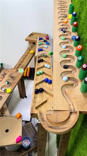 #asmr #marbles #asmrcommunity #stisfyingvideo #marblerace #marbleracevideo | Jeffrey Duke