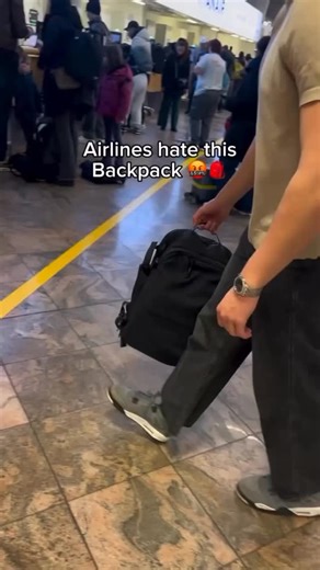 VackPack on Instagram: "🎒✈️. #lebanon #lebanontraveler #traveltips #luggage #luggagebag hiking campinggear carryonbag spacesaver packsmart"