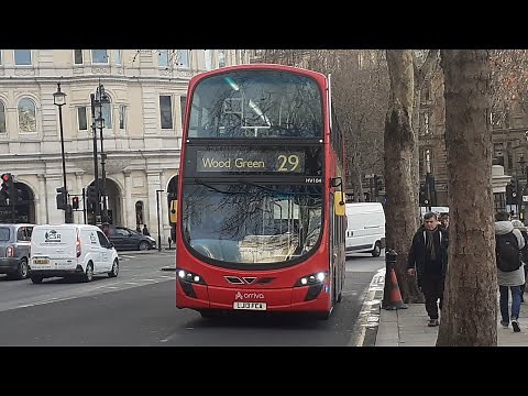 Full Journey on the Bus Route 29 - Trafalgar Square/Charing Cross Station - Wood Green Station.