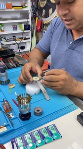 969 reactions · 241 shares | Relojero profesional en Carmen Así queda como nuevo un reloj WhatsApp: https://wa.link/51nlb5 | Conoce Carmen. | Facebook