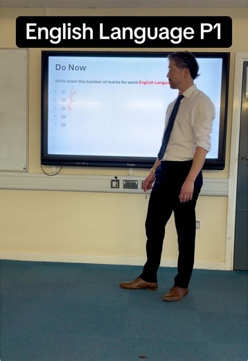 Write down the number of marks available for each English Language P1 task #teachersoftiktok #learnontiktok #englishlanguage #exams #gcserevision