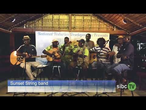 Roviana Sunset String Band - Kamo sa inavoso