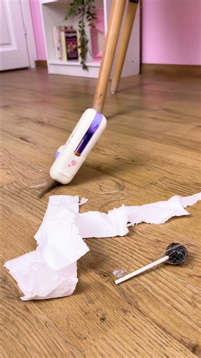 Candy Defender: The Slobber-Busting Gun! 😂🍭