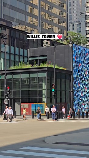 98K views · 1.3K reactions | Willis Tower in Chicago #chicagoland #chicago #downtownchicago #willistower | Chicago First | Facebook