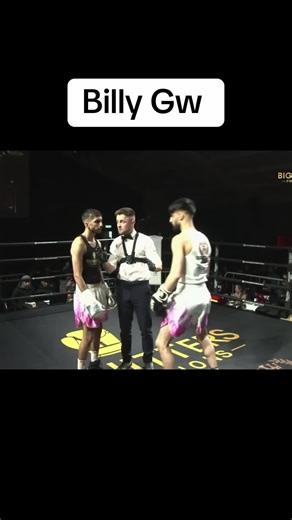Billy Gw's Comeback Victory in Boxing Match