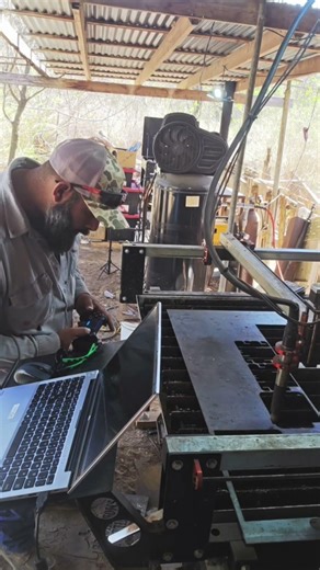 setting up for a cut on my crossfire pro cnc plasma table. #cnc ##customnotchcreations #welding