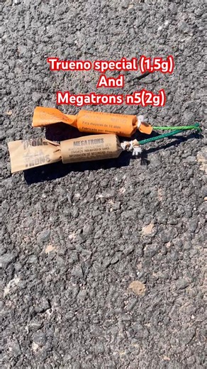 Trueno especial and megatrons n5 #fireworks #pyrotechnica #pyro #petardy #pirotecnia #petard