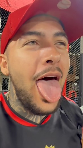 674K views · 5.3K reactions | Partidazo entre Esteban Mejía y la Banda de Shaddai que dejó a los bellanitas como ganadores, ahora sigue lo más importante el mata-mata ‍ Muchas gracias a Esteban Mejía por hacernos parte de su lindo proyecto. Recuerden seguir a los jotas Los Pirateos y @jotade #futsal #futbolcallejero #risas #microfutbol #futbol | La Jotadera Podcast | Facebook