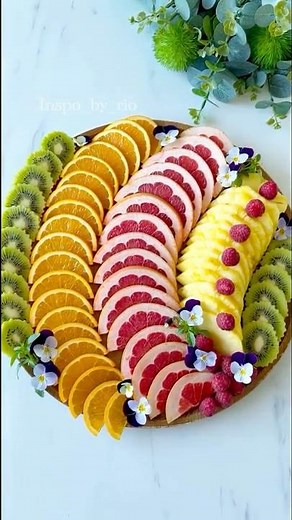 Easy Fruit Platter Presentation | Quick & Beautiful Idea 🍊#shortvideo