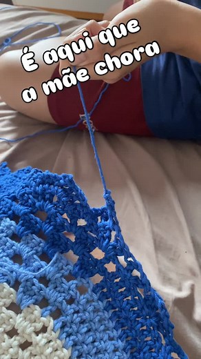 Ele ama desfazer, e rir de mim kkkkk #croche #crochet #tapetedecrochê #artesanato | Ateliê 25 | Facebook