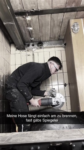 Nein man konnte sich nicht neber die Flex stellen, für die ganzen Klugschei**er😘 #fail #viral #foryoup #baustelle #flex