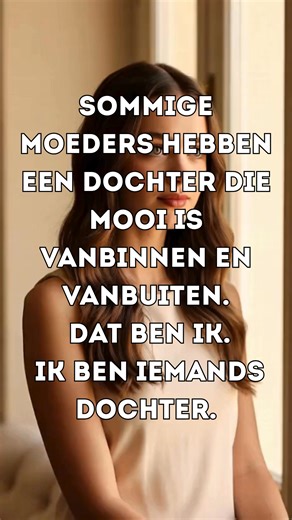 Ze stond voor de spiegel en glimlachte zacht. Niet omdat ze perfect was, maar omdat ze wist wie ze was geworden. Alles wat haar moeder haar had geleerd — vriendelijkheid, kracht, eerlijkheid — leefde in haar. Schoonheid zat niet alleen in haar gezicht, maar in haar hart, haar daden, haar blik op de wereld. Sommige moeders hebben zo’n dochter. Haar moeder ook. | Puur geluk