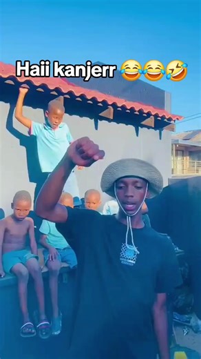 what are the kids doing e'mva😭#upcomingartist #southafrica #trendingvideo #fyp #viral