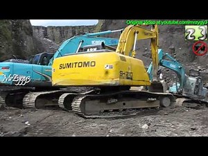 Excavator Kobelco SK200 Disaster Delayed Rescue Operations