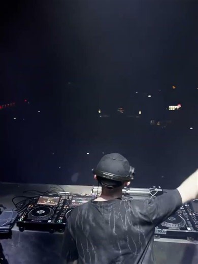 Massano – Simulate Live in Istanbul 🇹🇷🔥 #shorts
