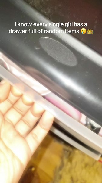 Confessions of a Messy Drawer: Every Girl Can Relate